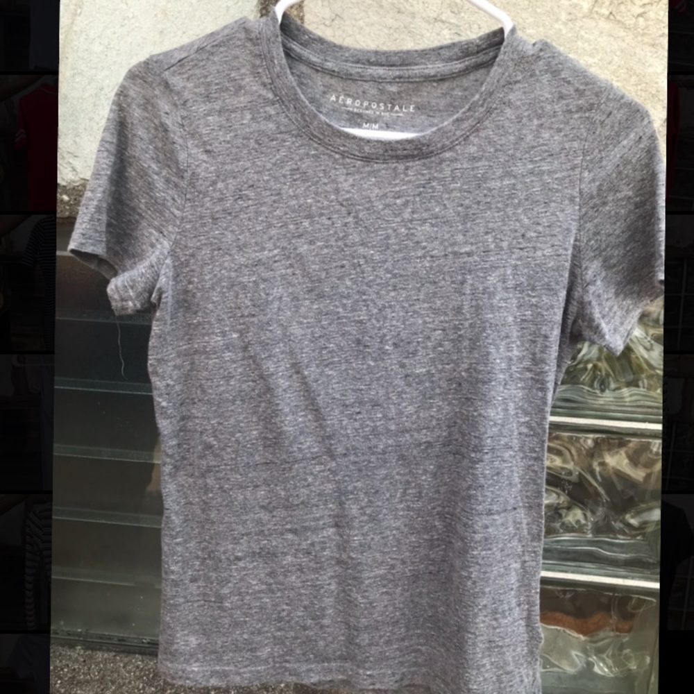 Gray Aeropostale T-shirt Size Medium